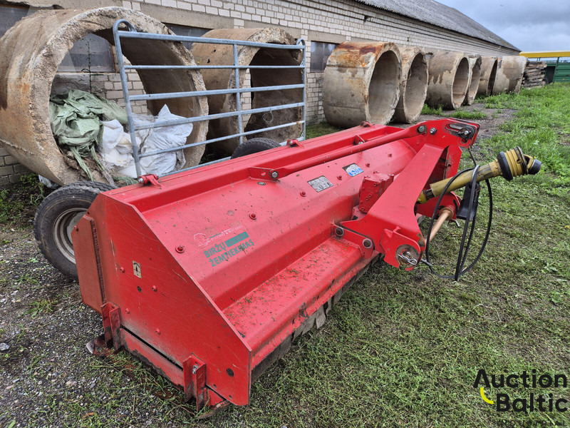 Becchio & Mandrile Becchio TM 280 - Flail mower/ Mulcher: picture 4 Becchio & Mandrile Becchio TM 280 - Flail mower/ Mulcher: picture 4