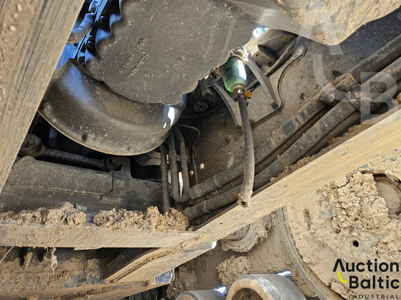 Tracked tractor Challenger MT 755 E: picture 15