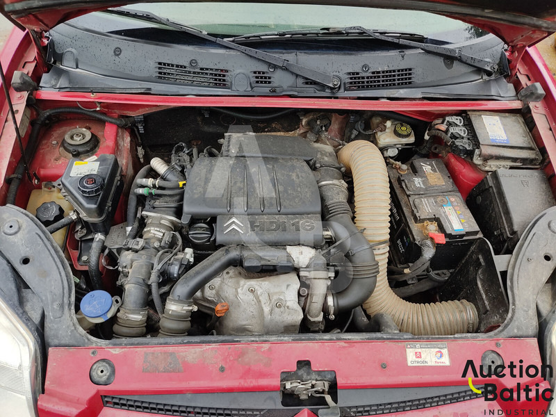 Small van Citroën Berlingo: picture 11