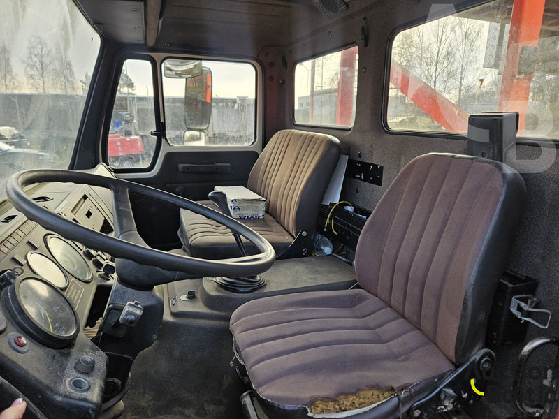 Daimler-Benz DLK 23-12 - Loader crane: picture 5 Daimler-Benz DLK 23-12 - Loader crane: picture 5