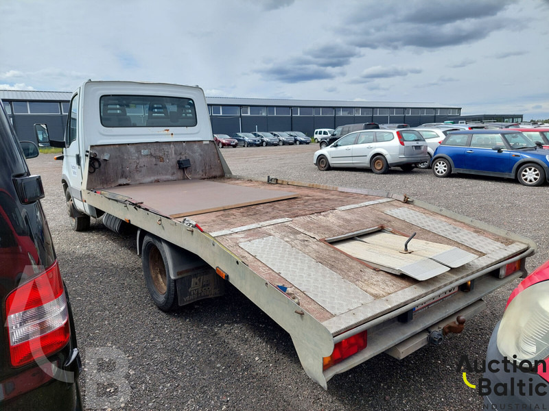 Iveco 35C 13 - Tow truck: picture 3 Iveco 35C 13 - Tow truck: picture 3