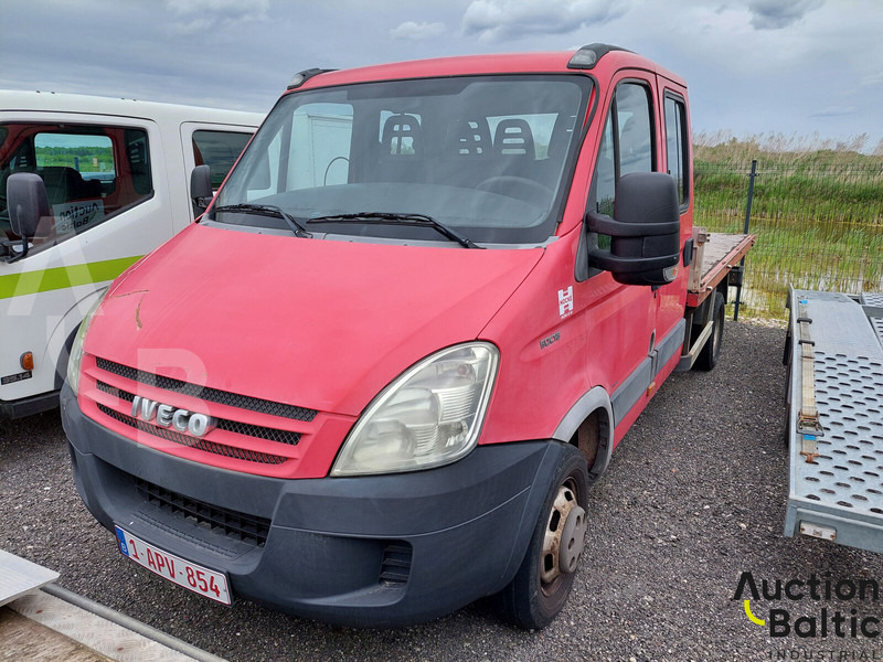Iveco 50C18 - Dropside/ Flatbed truck: picture 1 Iveco 50C18 - Dropside/ Flatbed truck: picture 1