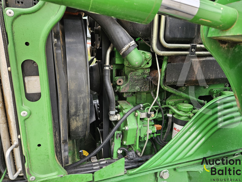 Farm tractor John Deere 5100 R: picture 20