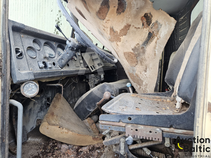 All terrain crane KRAZ 25 KC4562: picture 13