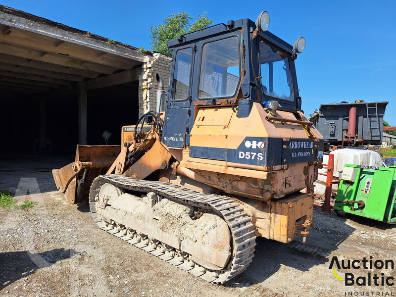 Komatsu D57S-1 - Crawler loader: picture 2 Komatsu D57S-1 - Crawler loader: picture 2