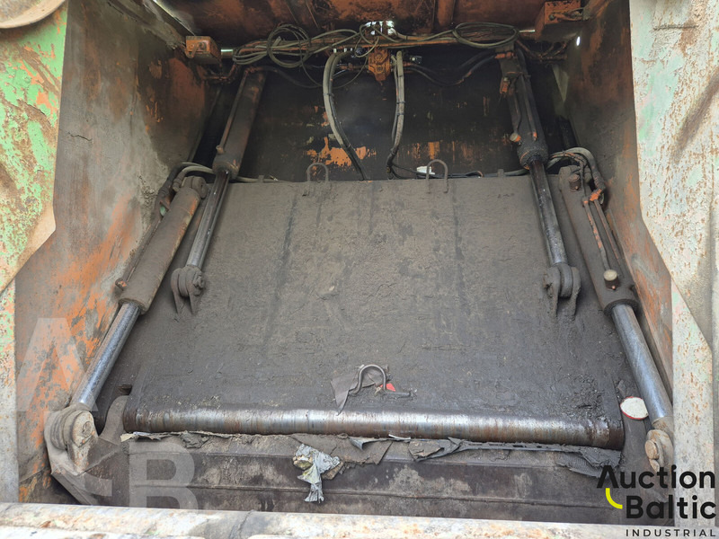 Garbage truck MAN TGA26.310: picture 12 Garbage truck MAN TGA26.310: picture 12