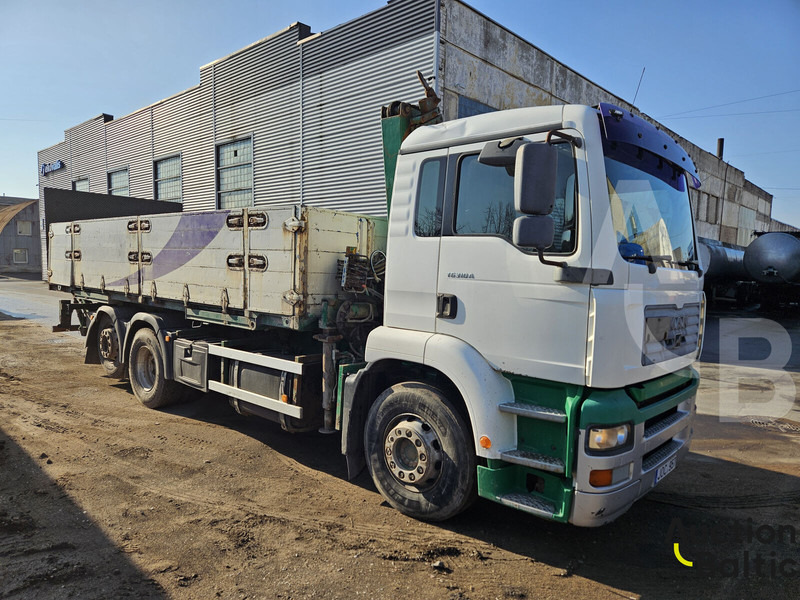MAN TGA26.310 - Dropside/ Flatbed truck, Crane truck: picture 1 MAN TGA26.310 - Dropside/ Flatbed truck, Crane truck: picture 1