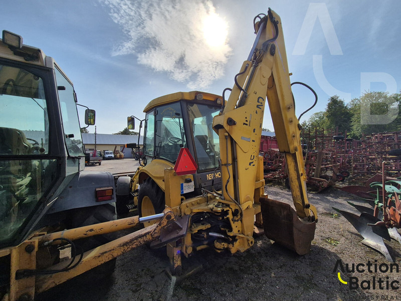 New Holland LB 110-4 PT - Wheel excavator: picture 3 New Holland LB 110-4 PT - Wheel excavator: picture 3