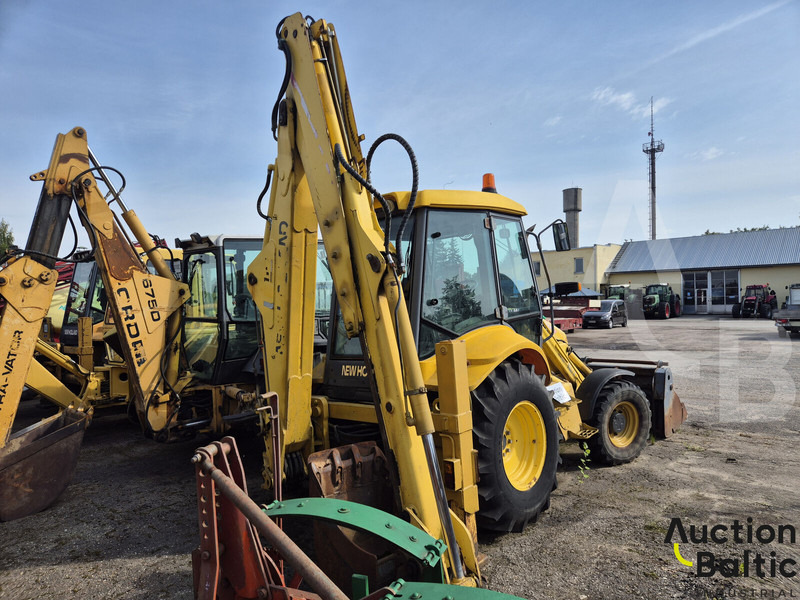 New Holland LB 110-4 PT - Wheel excavator: picture 4 New Holland LB 110-4 PT - Wheel excavator: picture 4