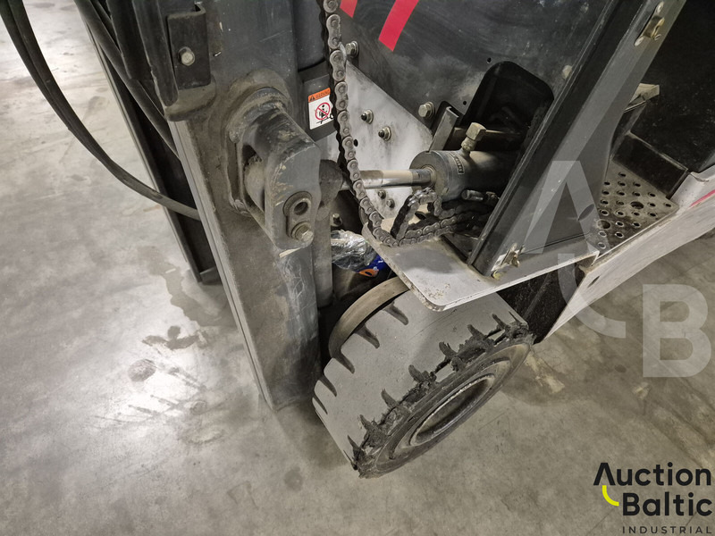Leasing of Nissan KG1B1L15U Nissan KG1B1L15U: picture 14