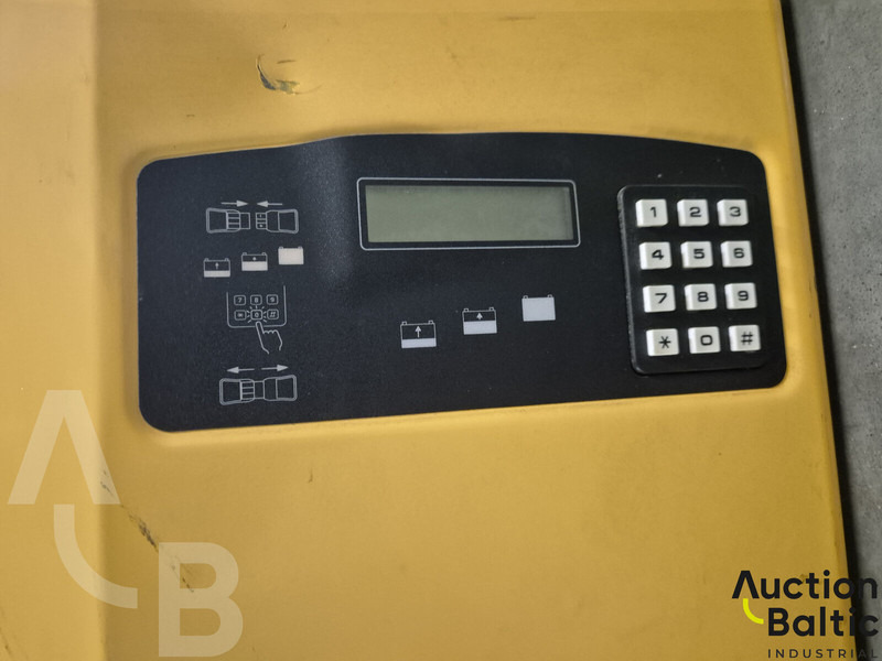 Leasing of Nissan KG1B1L15U Nissan KG1B1L15U: picture 9