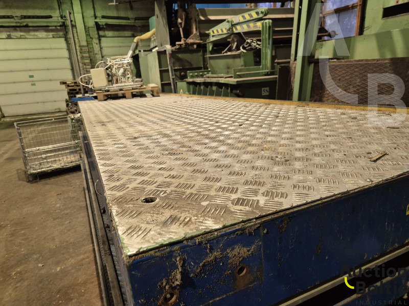 Leasing of SCISSOR lift platforms SCISSOR lift platforms: picture 6