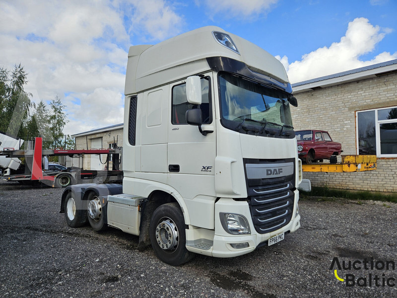 DAF XF460 - Tractor unit: picture 1 DAF XF460 - Tractor unit: picture 1
