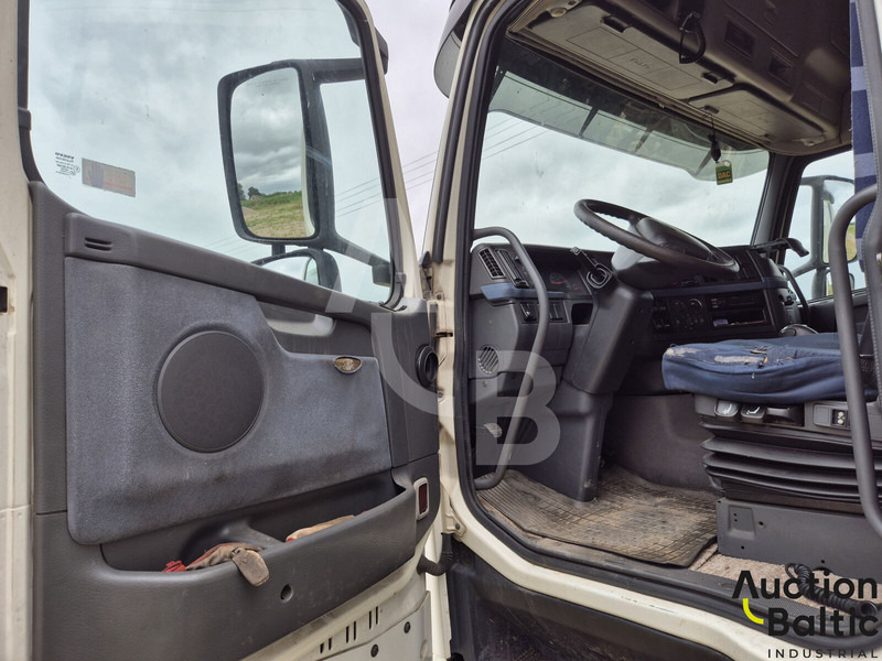 Volvo FH400 - Tractor unit: picture 4 Volvo FH400 - Tractor unit: picture 4