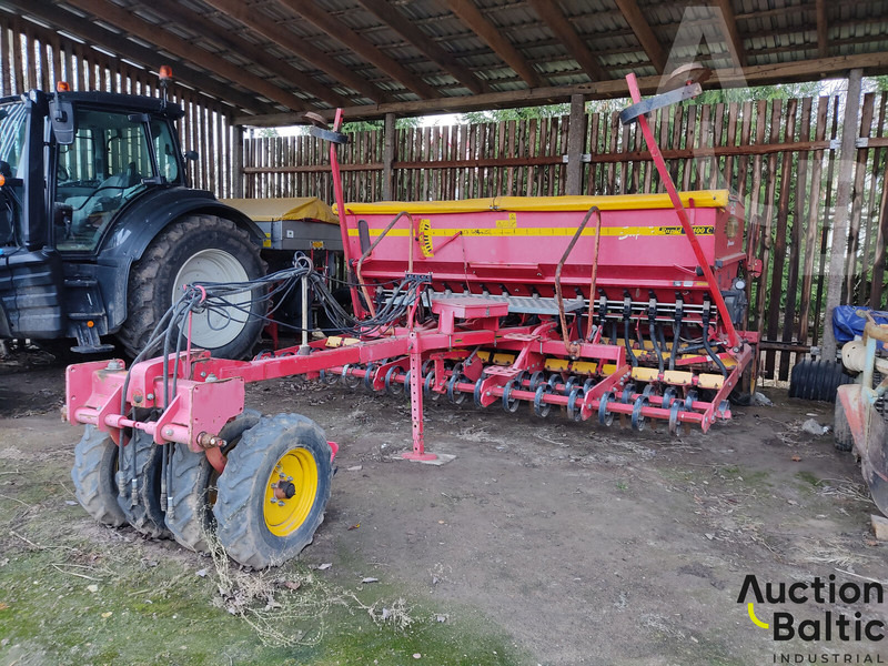 Vaderstad Rapid400C - Sowing equipment: picture 2 Vaderstad Rapid400C - Sowing equipment: picture 2