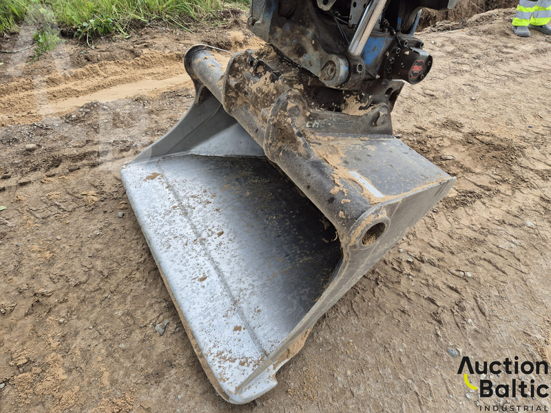 Wheel excavator Volvo EW 140 C: picture 7