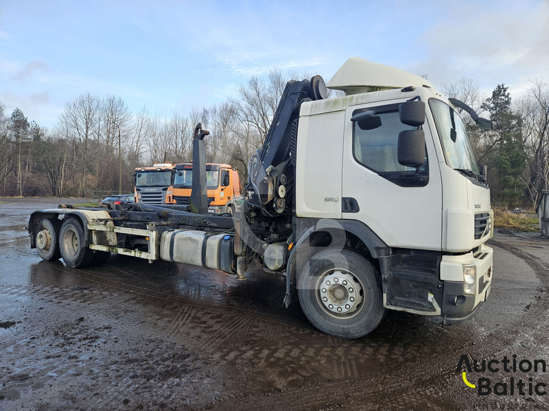 Volvo FE320 - Hook lift truck, Crane truck: picture 4 Volvo FE320 - Hook lift truck, Crane truck: picture 4