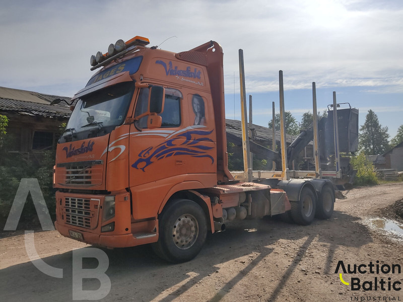 Volvo FH16 - Log truck, Crane truck: picture 2 Volvo FH16 - Log truck, Crane truck: picture 2