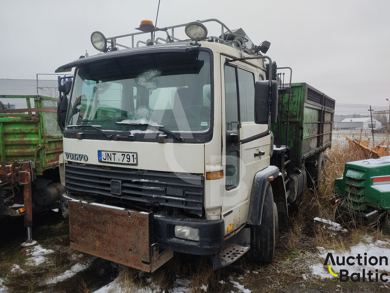Volvo FL618 - Tipper, Crane truck: picture 1 Volvo FL618 - Tipper, Crane truck: picture 1