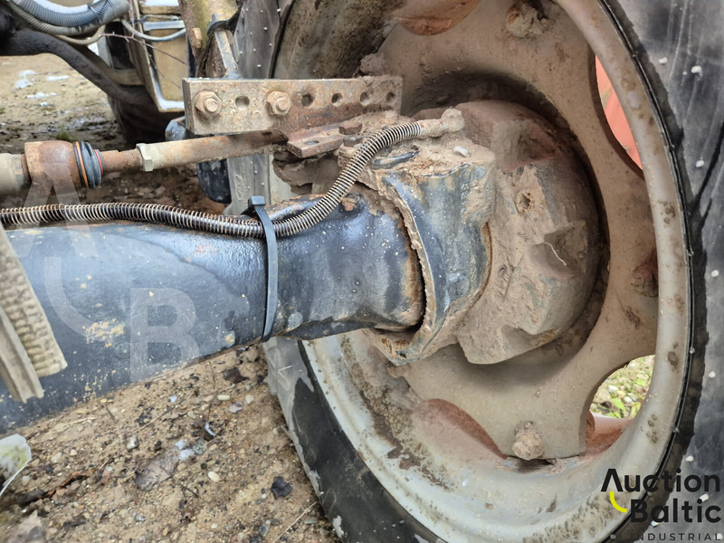 Zetor PROXIMA PLIUS 10541 - Farm tractor: picture 4 Zetor PROXIMA PLIUS 10541 - Farm tractor: picture 4