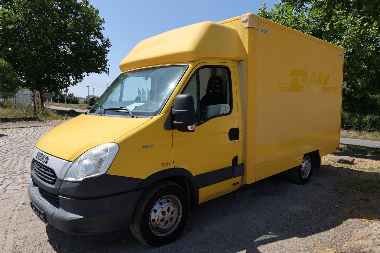 Iveco Daily/ Regalsystem/Luftfeder/KURZ - Box van: picture 2 Iveco Daily/ Regalsystem/Luftfeder/KURZ - Box van: picture 2