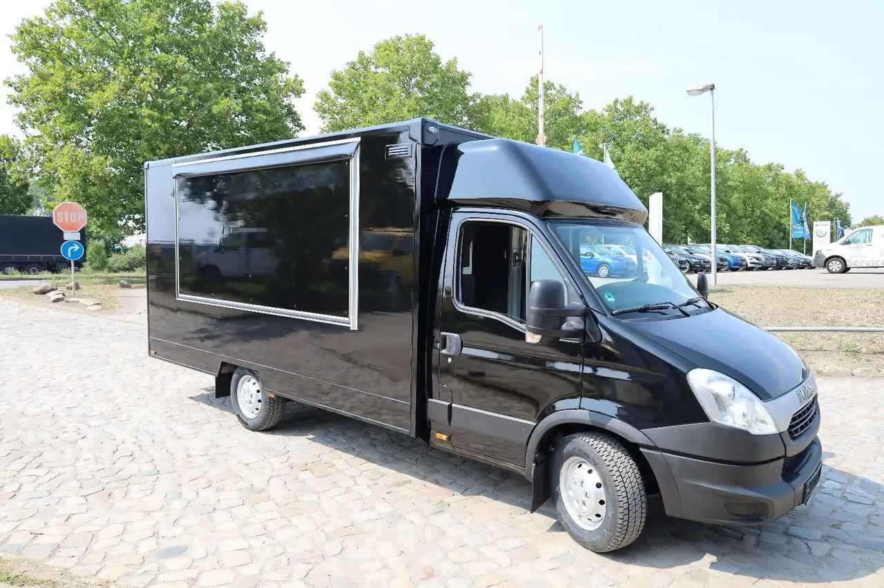 Iveco IS35SI2AA/ FOODTRUCK/Daily/EU5/1. Hand - Vending truck: picture 3 Iveco IS35SI2AA/ FOODTRUCK/Daily/EU5/1. Hand - Vending truck: picture 3