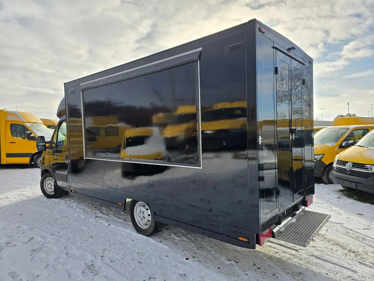 Iveco IS35SI2AA/ FOODTRUCK/Daily - Vending truck: picture 5 Iveco IS35SI2AA/ FOODTRUCK/Daily - Vending truck: picture 5