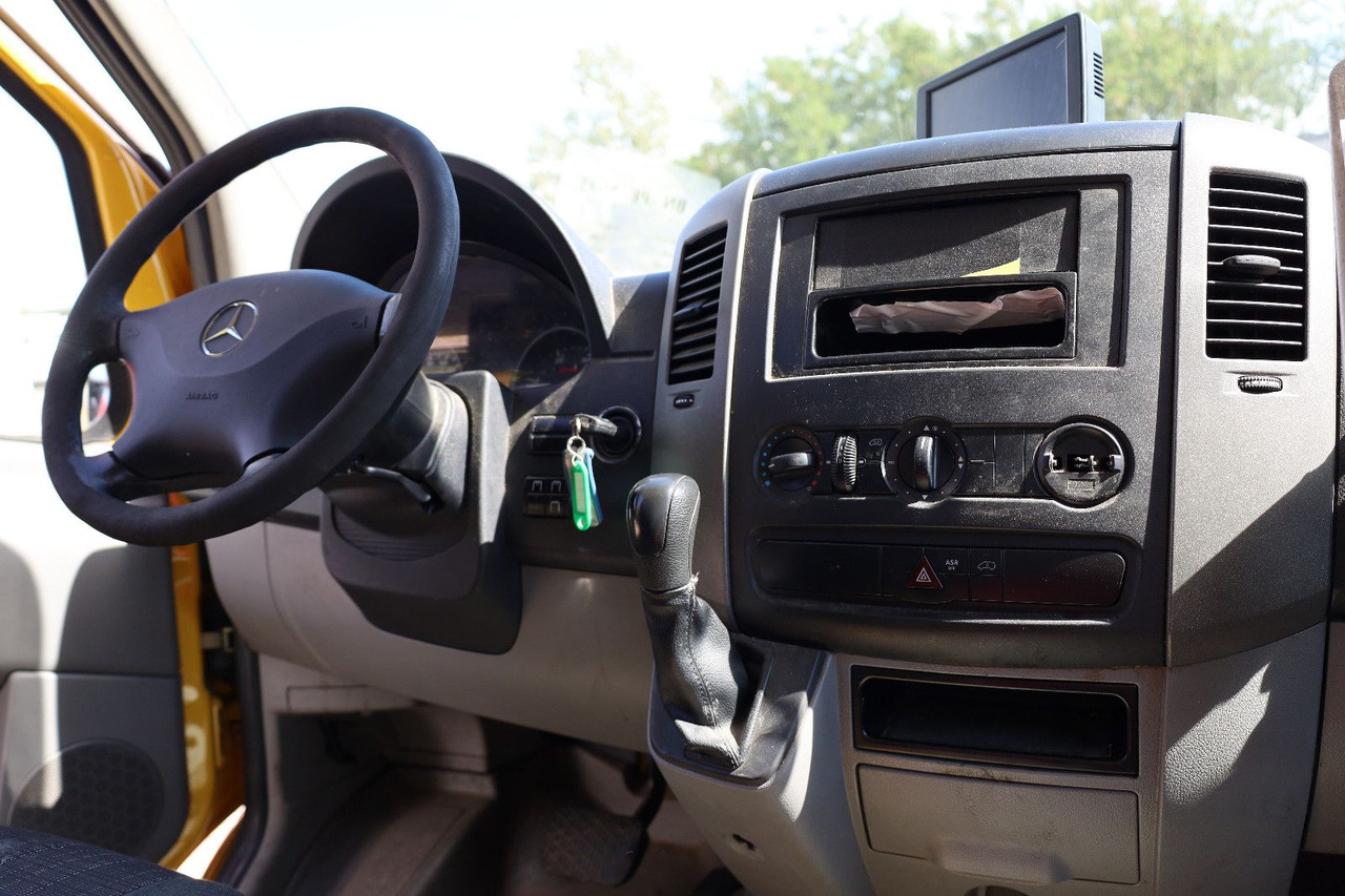 Box van Mercedes-Benz Sprinter II Pritsche/ Koffer/Regalsystem: picture 10