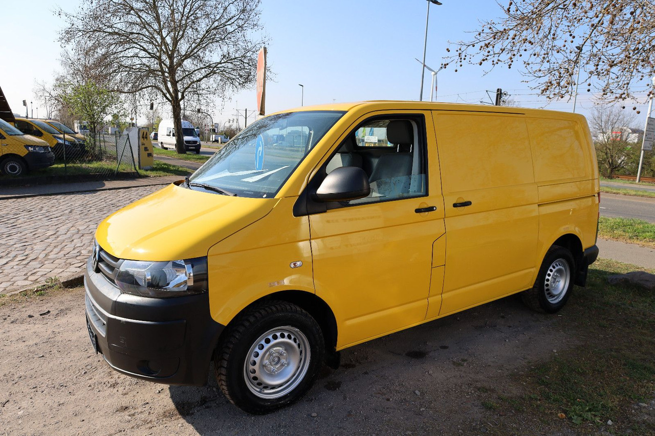 Volkswagen T5 Transporter Kasten-Kombi 2.0 TDI/EU5 - Small van: picture 2 Volkswagen T5 Transporter Kasten-Kombi 2.0 TDI/EU5 - Small van: picture 2