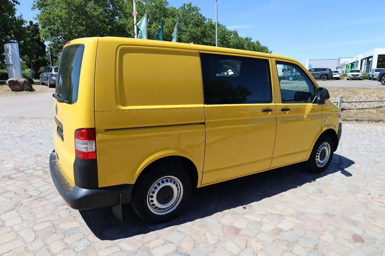 Volkswagen T5 Transporter Kasten-Kombi 2.0 TDI/EU5 - Car: picture 3 Volkswagen T5 Transporter Kasten-Kombi 2.0 TDI/EU5 - Car: picture 3