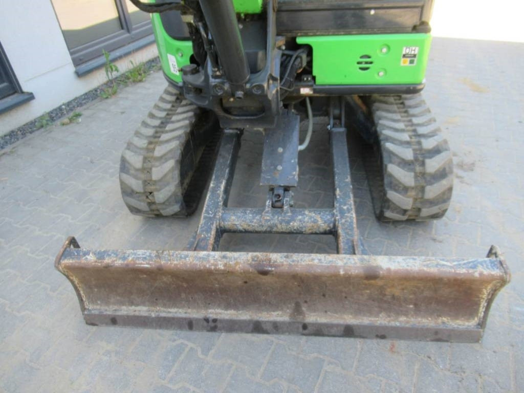 Hitachi ZX33U-6 Powertilt - Mini excavator: picture 5 Hitachi ZX33U-6 Powertilt - Mini excavator: picture 5