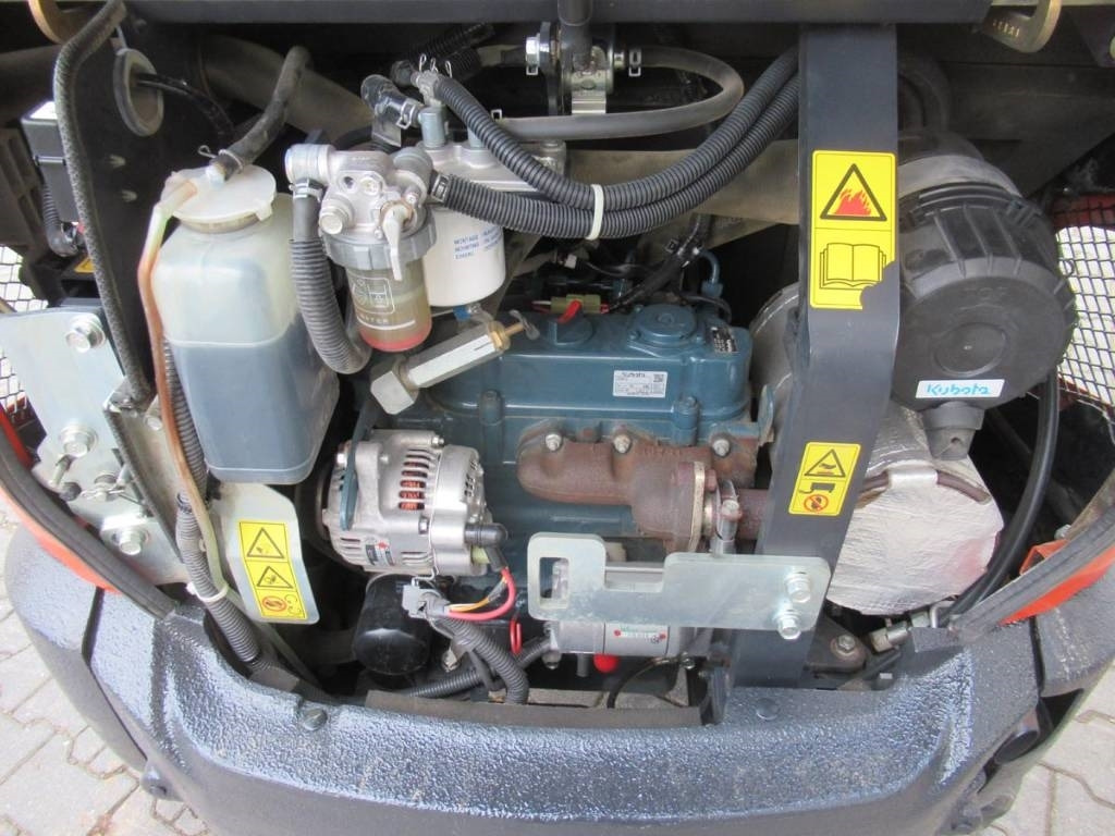 Kubota KX019-4 Löffelpacket - Mini excavator: picture 4 Kubota KX019-4 Löffelpacket - Mini excavator: picture 4