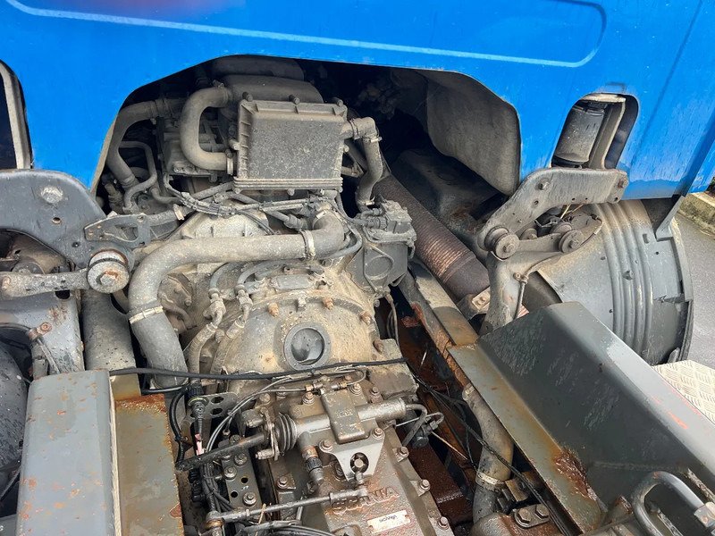 Hook lift truck Scania P420 Belgian truck**205.000km**Retarder full steel**: picture 11