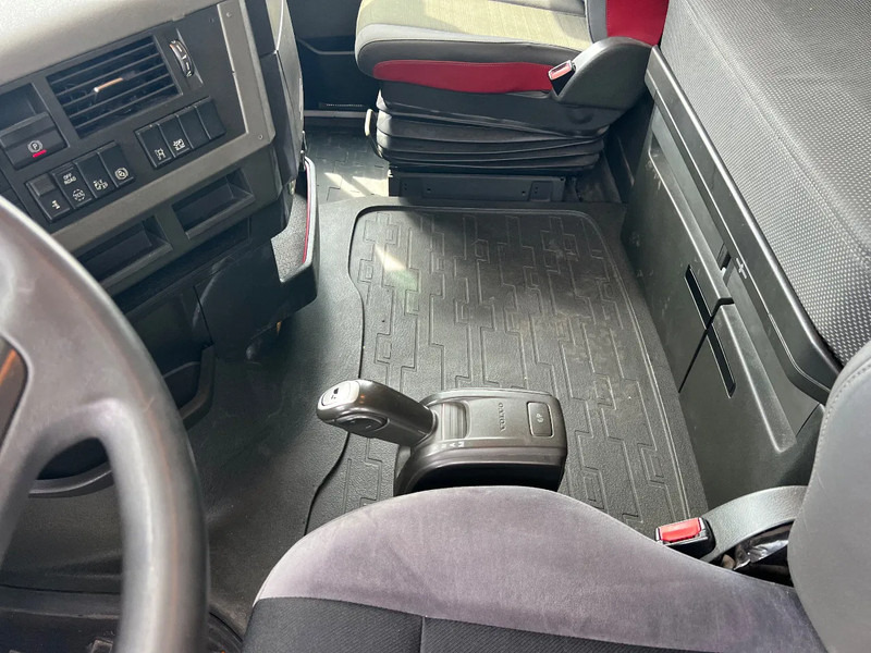 Tractor unit Volvo FH 500 2018 model***Park Cool***FH500 GLOBE: picture 18