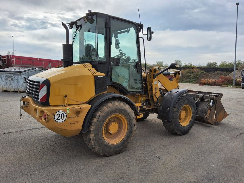 CATERPILLAR 908H - Wheel loader: picture 2 CATERPILLAR 908H - Wheel loader: picture 2