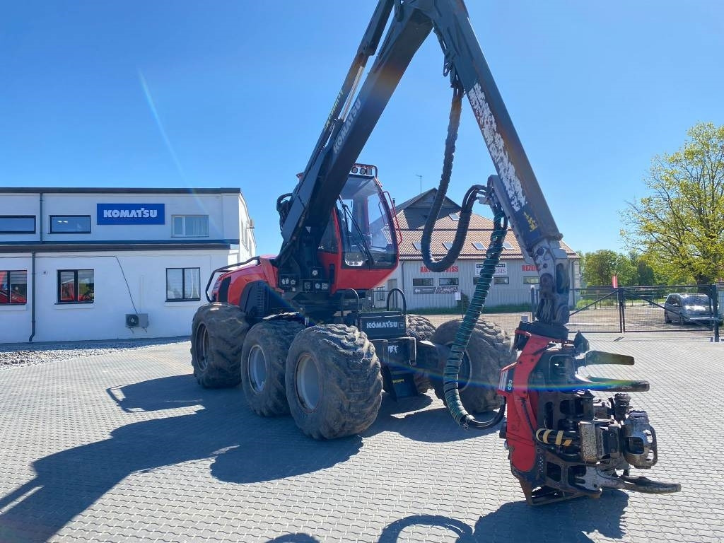 Komatsu 911  - Forestry harvester: picture 2 Komatsu 911  - Forestry harvester: picture 2