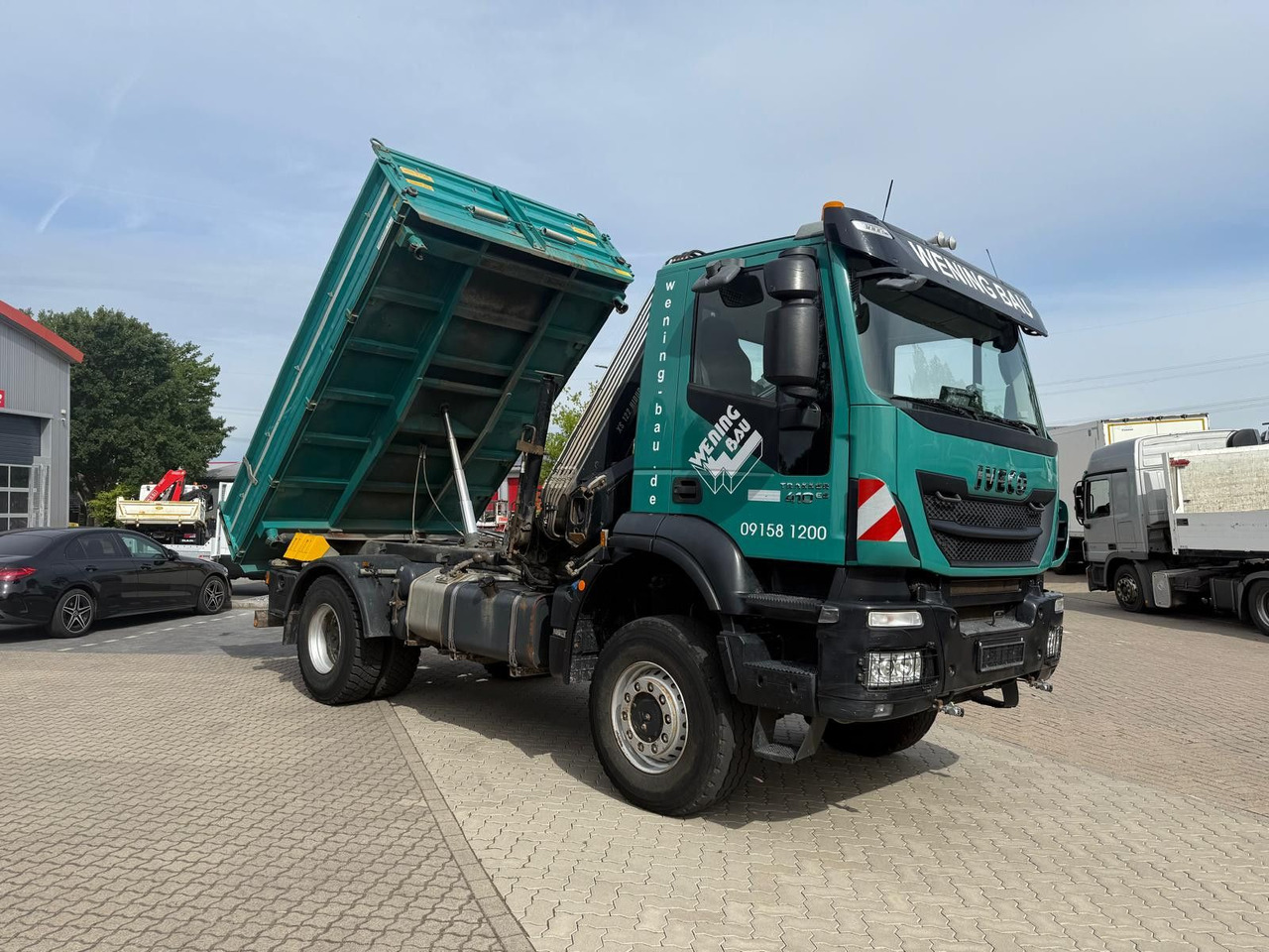 Iveco AD190 T/W Trakker 410 4x4 Allrad Kran KipperHIAB - Tipper, Crane truck: picture 2 Iveco AD190 T/W Trakker 410 4x4 Allrad Kran KipperHIAB - Tipper, Crane truck: picture 2