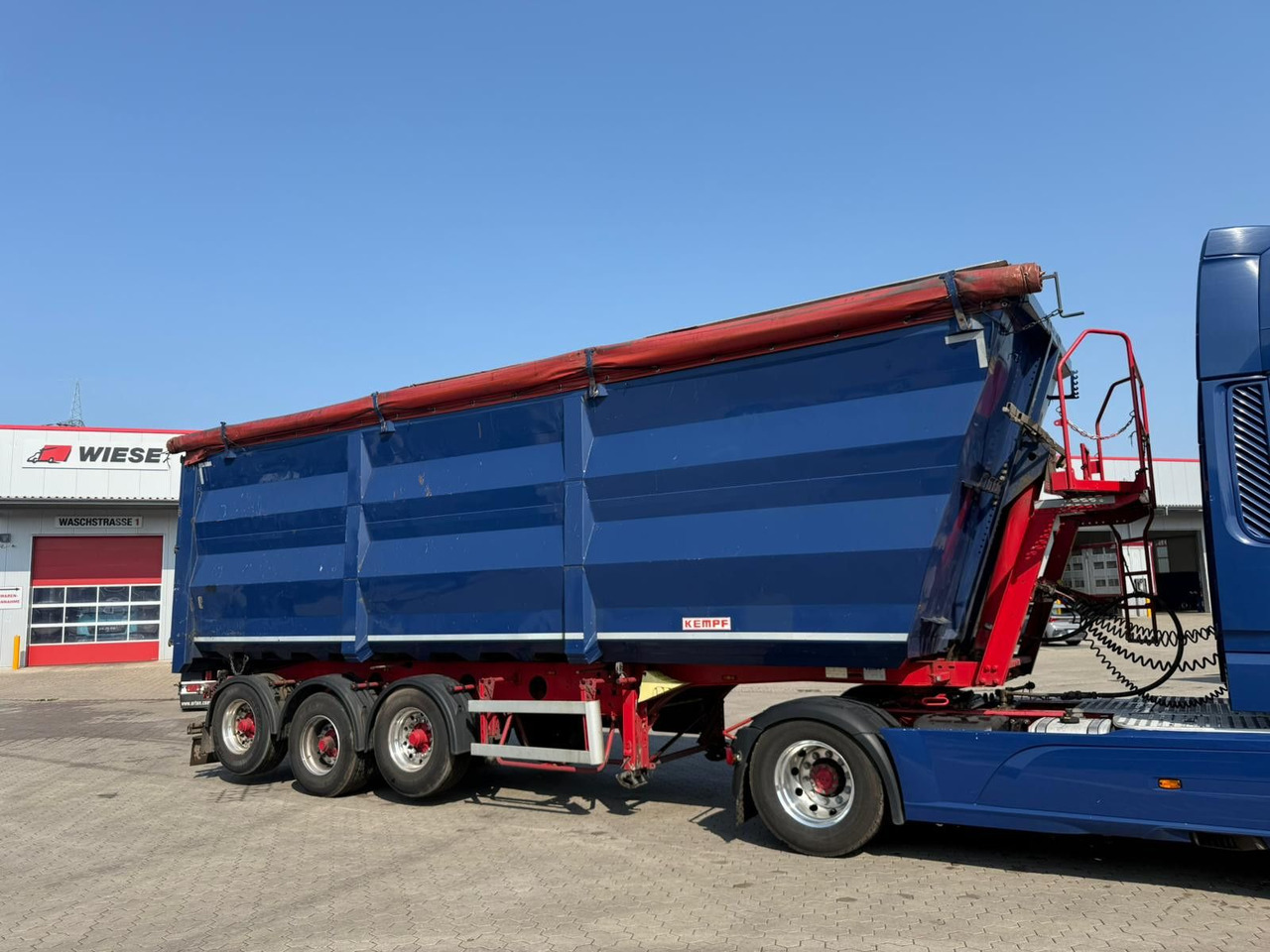 Kempf SKM35/3 SHL-Light Stahl Kipper 50m³ 2 Liftachsen - Tipper semi-trailer: picture 1 Kempf SKM35/3 SHL-Light Stahl Kipper 50m³ 2 Liftachsen - Tipper semi-trailer: picture 1