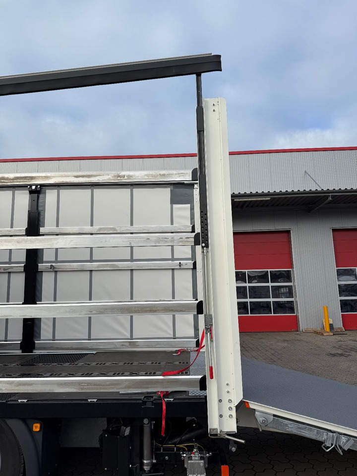 Leasing of  MAN TGX 26.440 6x2 LL Schwerlast Ladebordwand/Rampe MAN TGX 26.440 6x2 LL Schwerlast Ladebordwand/Rampe: picture 13