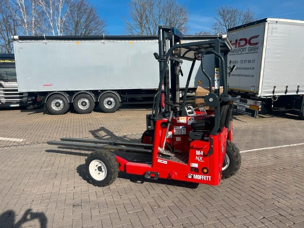 Moffett CARGOTEC - Tragkraft 2.500 kg - Diesel forklift: picture 1 Moffett CARGOTEC - Tragkraft 2.500 kg - Diesel forklift: picture 1