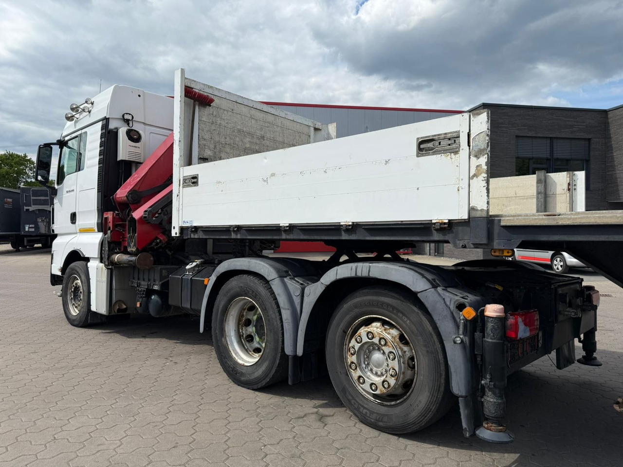 MAN TGX 26.440 6x2 mit HMF 3000-5 Kran - Tractor unit: picture 5 MAN TGX 26.440 6x2 mit HMF 3000-5 Kran - Tractor unit: picture 5