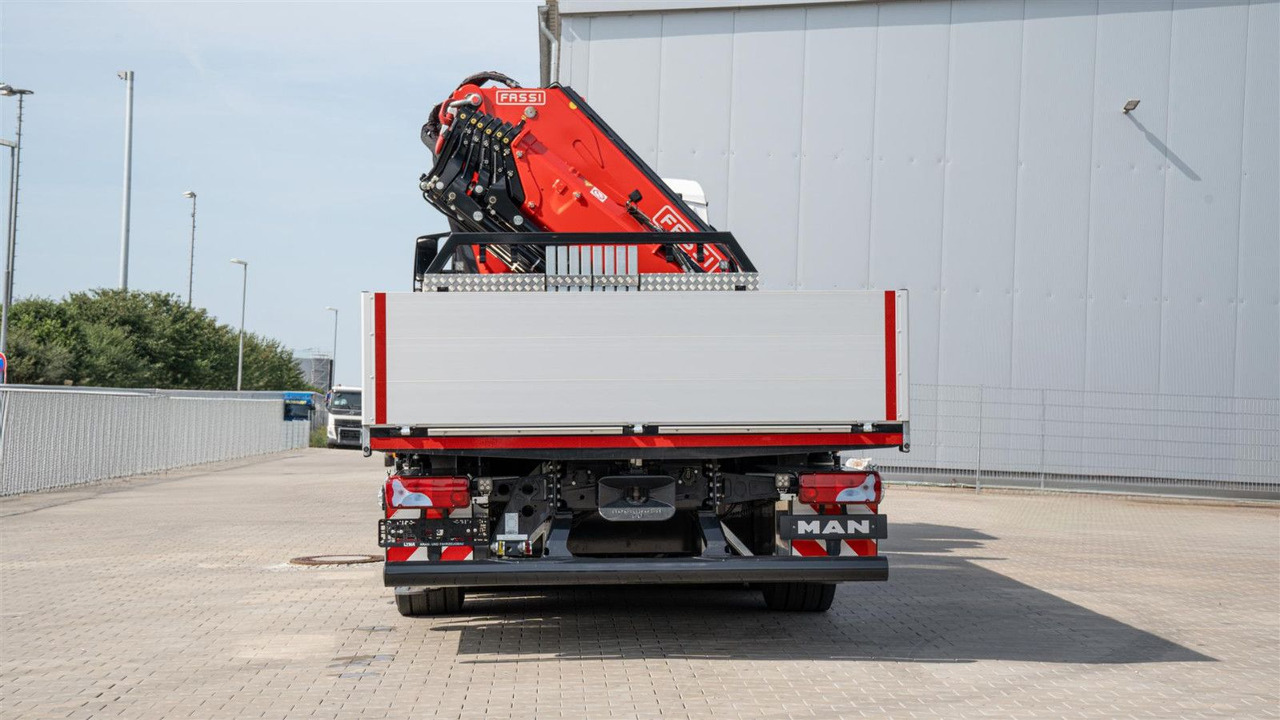 Truck, Crane truck MAN 35.470 8x2 Kran F710 RA2.26: picture 8
