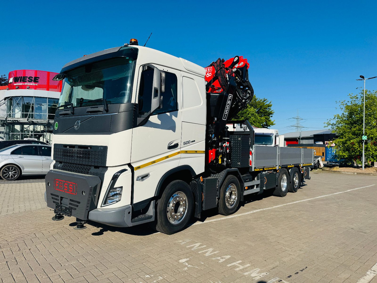 Volvo FH 500 8x2 mit F710RA.2.27 L426 und V20 Winde - Crane truck: picture 1 Volvo FH 500 8x2 mit F710RA.2.27 L426 und V20 Winde - Crane truck: picture 1