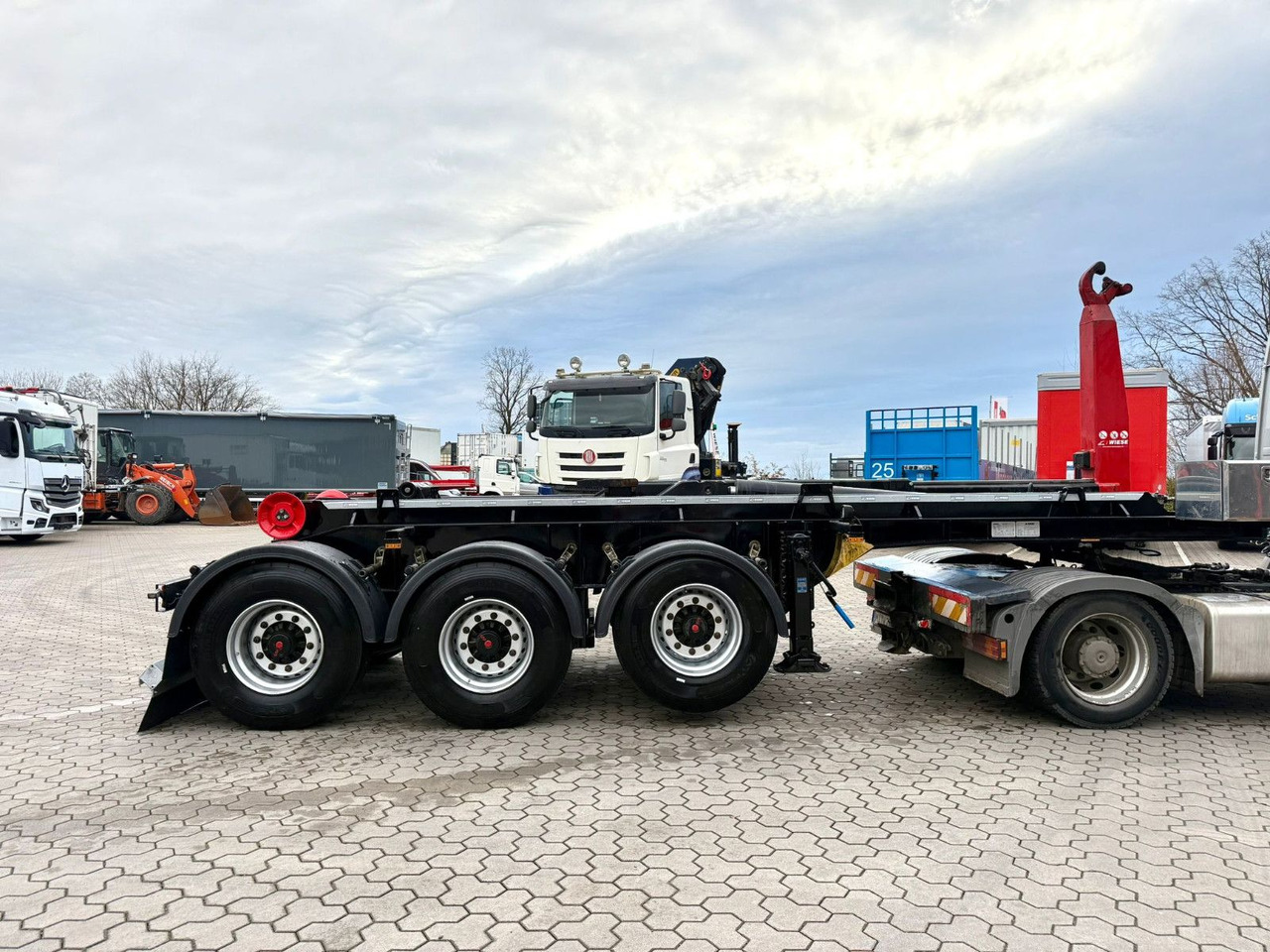 Wiese SA 3 - 36 AK 30 Abrollkipper neu lackiert - Container transporter/ Swap body semi-trailer: picture 5 Wiese SA 3 - 36 AK 30 Abrollkipper neu lackiert - Container transporter/ Swap body semi-trailer: picture 5