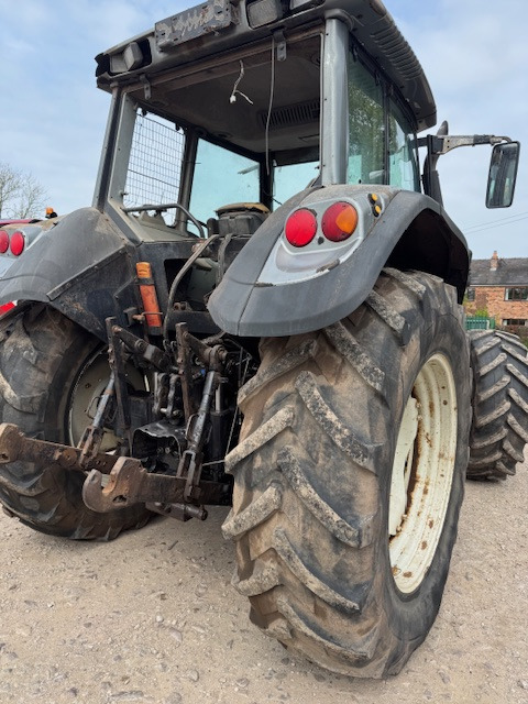 VALTRA T130 - Farm tractor: picture 2 VALTRA T130 - Farm tractor: picture 2