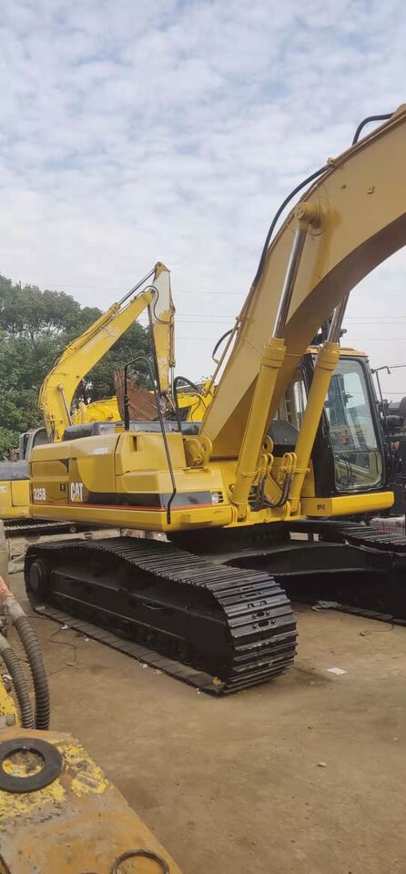 CATERPILLAR 325B - Crawler excavator: picture 5 CATERPILLAR 325B - Crawler excavator: picture 5