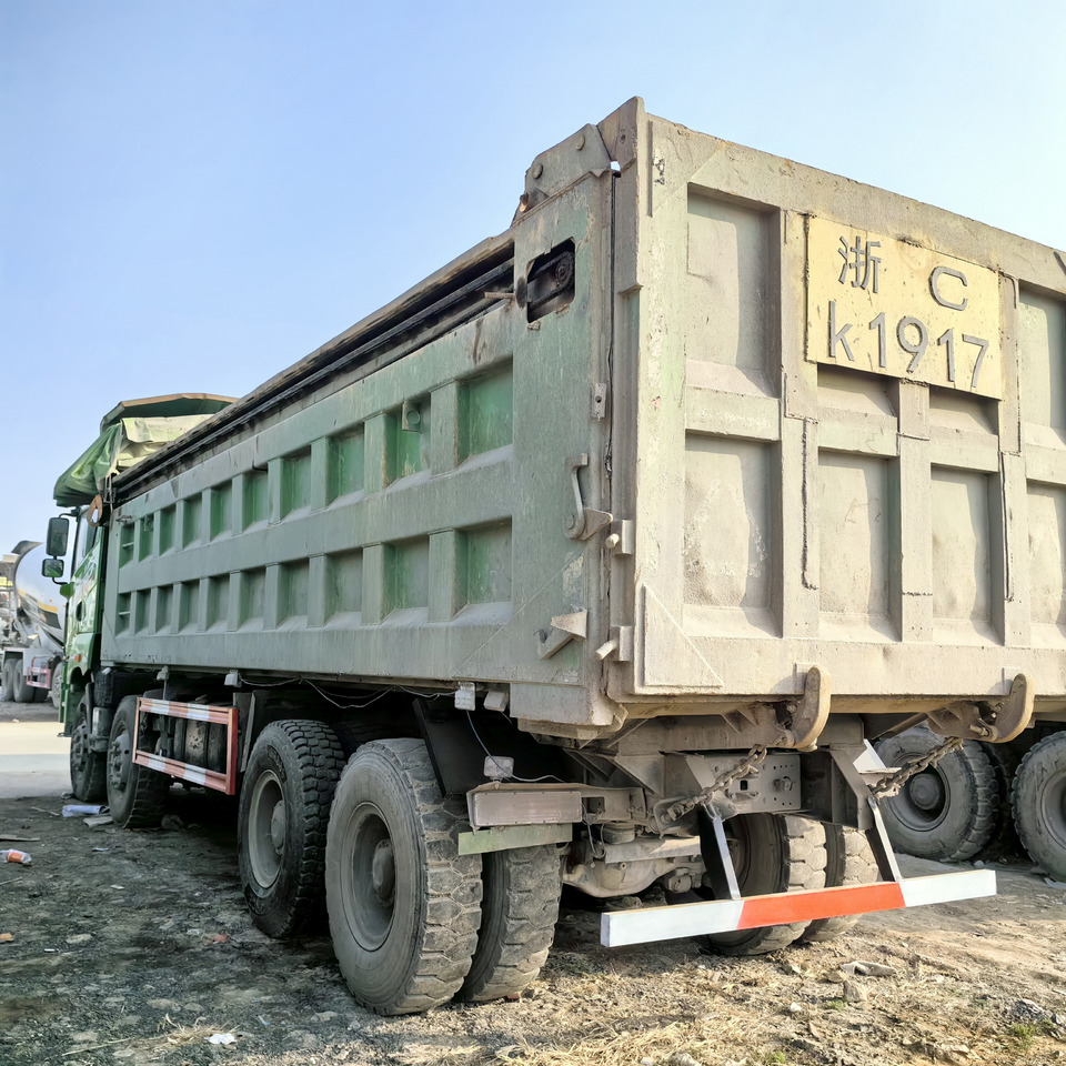 FAW China 8x4 430hp-Green Tipper - Tipper: picture 3 FAW China 8x4 430hp-Green Tipper - Tipper: picture 3