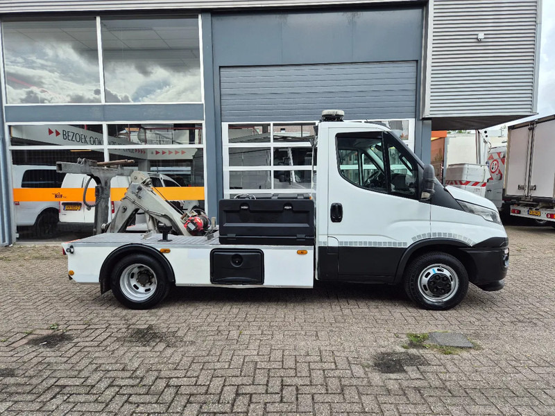 Iveco Daily 50C18 Abschlepp/ Omars 2T Lepel/ GVW 3.5T - Van: picture 2 Iveco Daily 50C18 Abschlepp/ Omars 2T Lepel/ GVW 3.5T - Van: picture 2