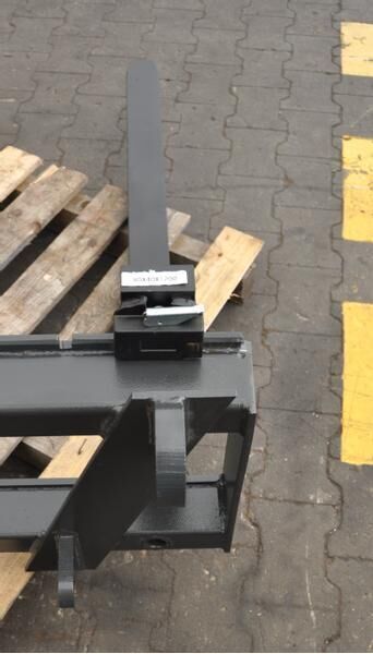 METAL-TECHNIK Paleciak / Frame with pallet forks - Forks for Truck: picture 1 METAL-TECHNIK Paleciak / Frame with pallet forks - Forks for Truck: picture 1