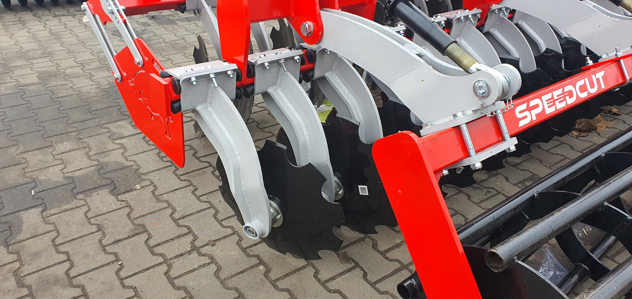 Zabiel BTH-40 - Disc harrow: picture 5 Zabiel BTH-40 - Disc harrow: picture 5